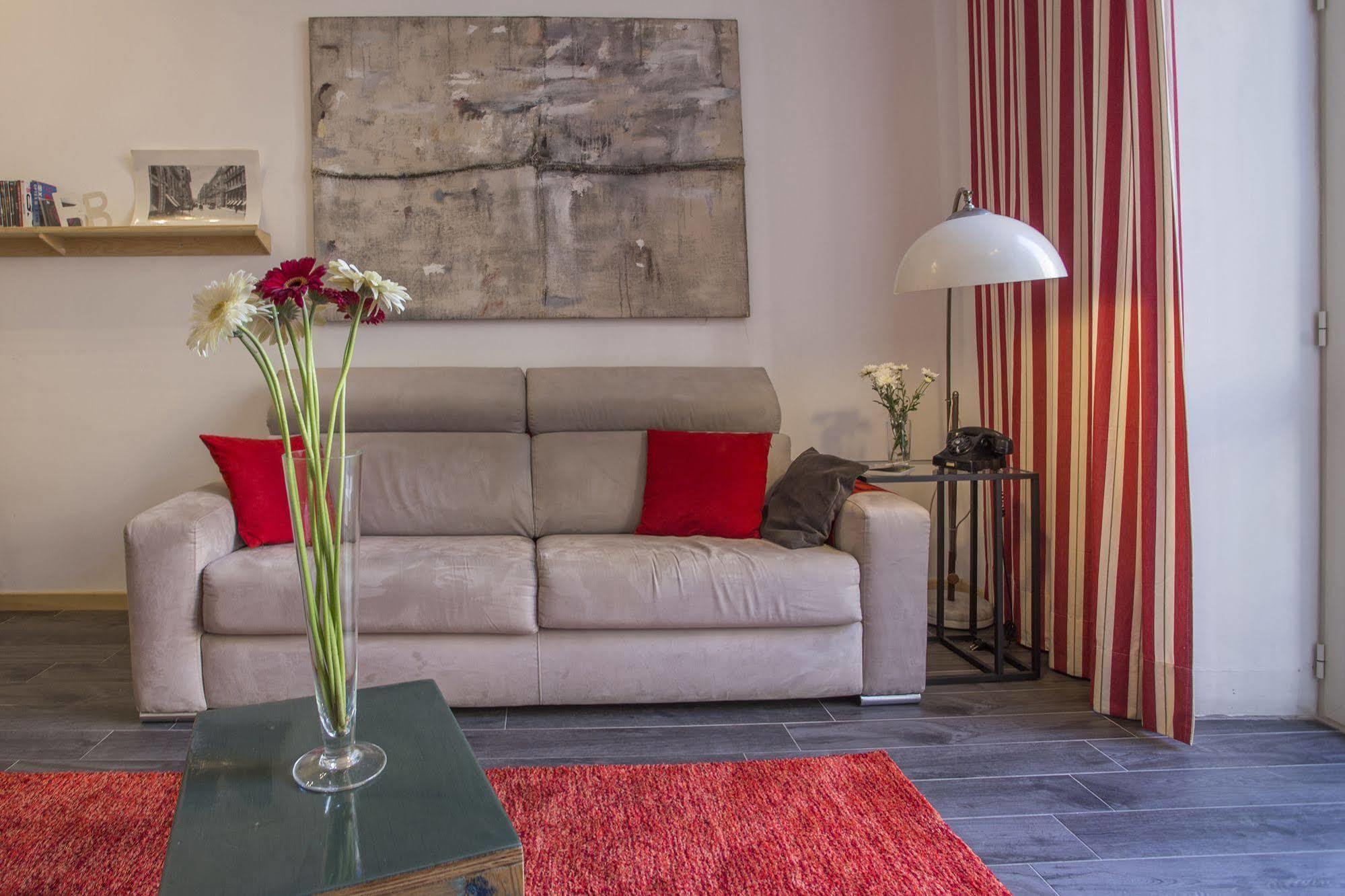 Aquarooms Luxury Suites Palermo Bagian luar foto